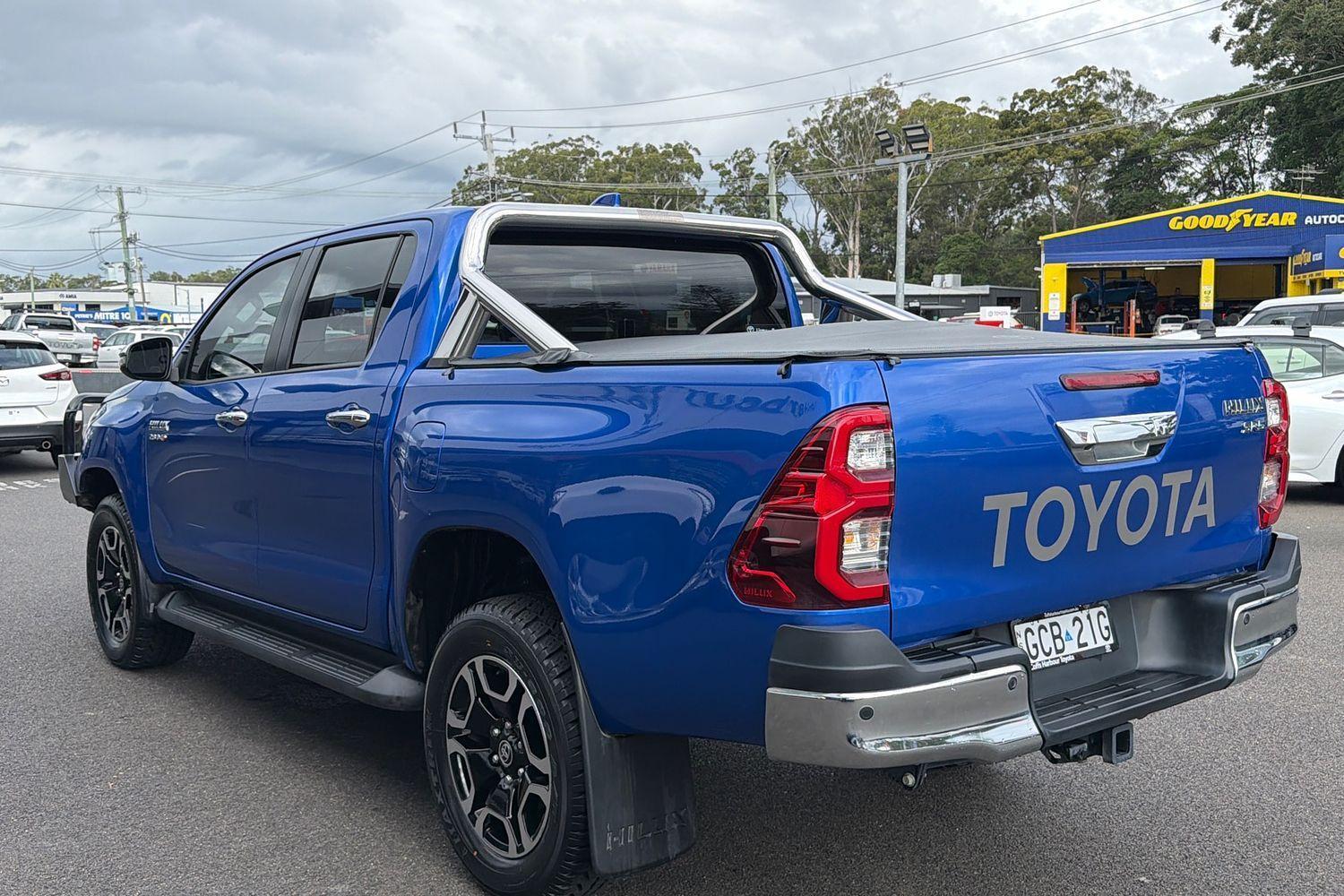 2023 Toyota Hilux SR5 in Blue