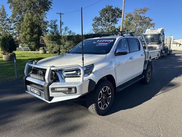 2021 Toyota Hilux SR5 in White