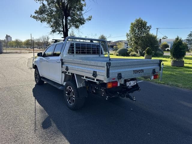 2021 Toyota Hilux SR5 in White