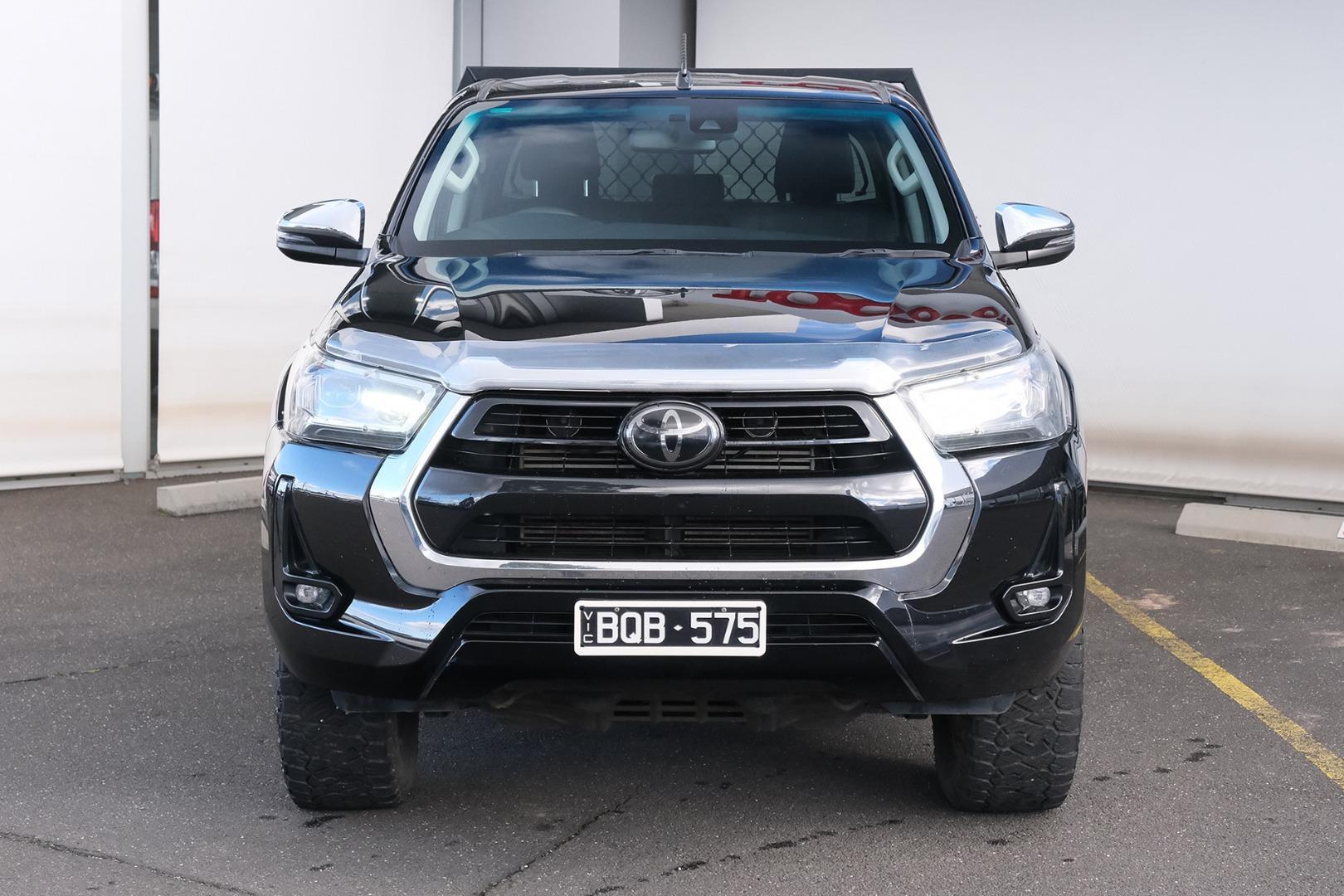 2021 Toyota Hilux SR5 in Black