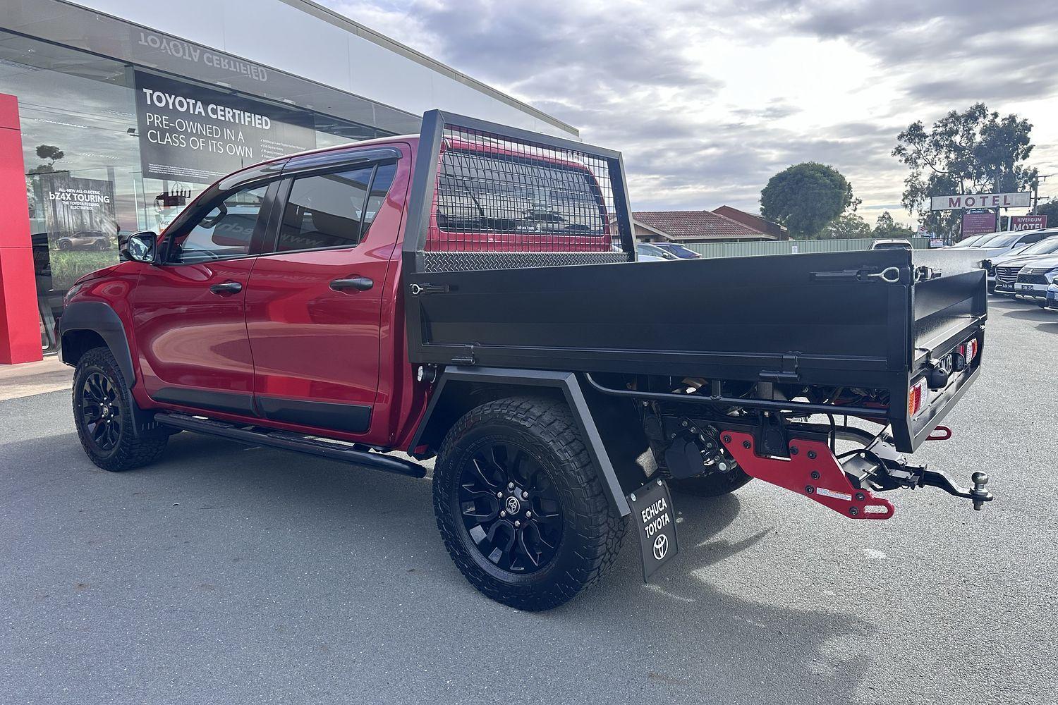 2020 Toyota Hilux Rugged X in Red