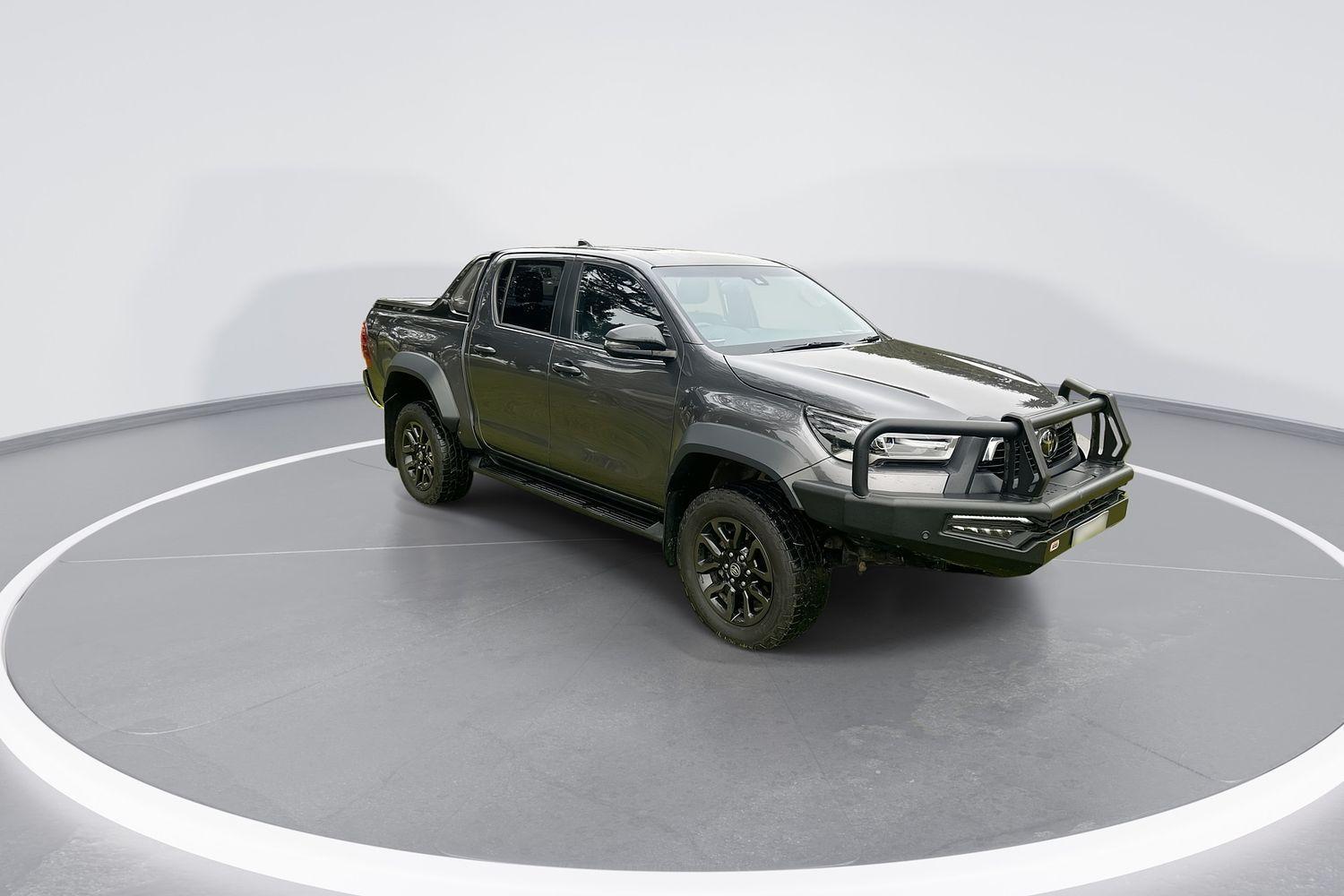 2022 Toyota Hilux Rogue in Silver