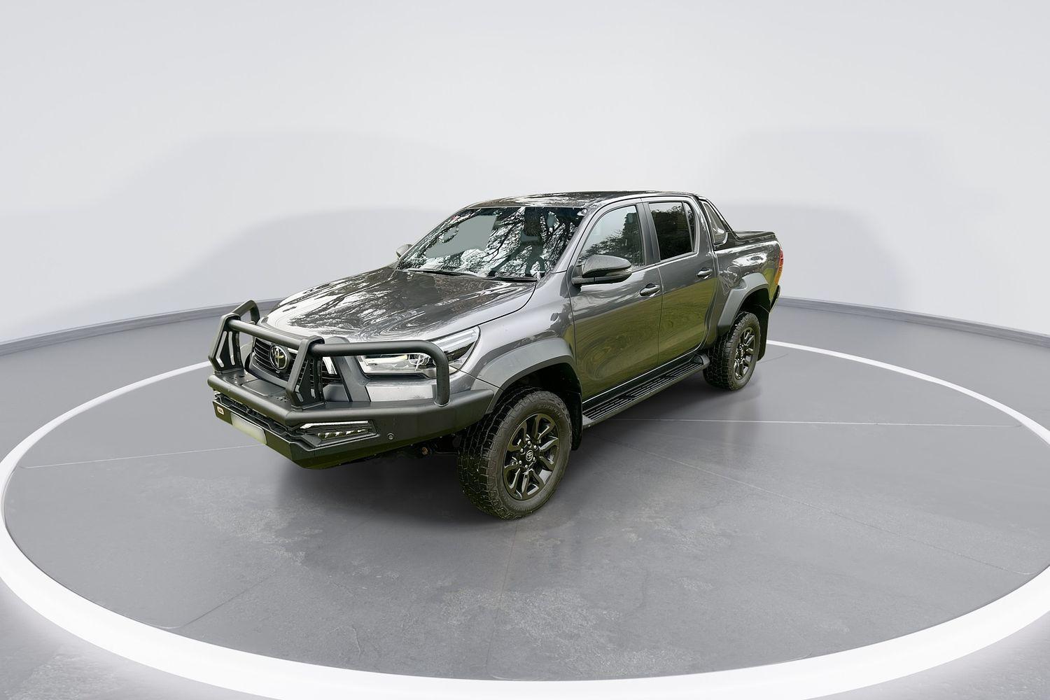 2022 Toyota Hilux Rogue in Silver