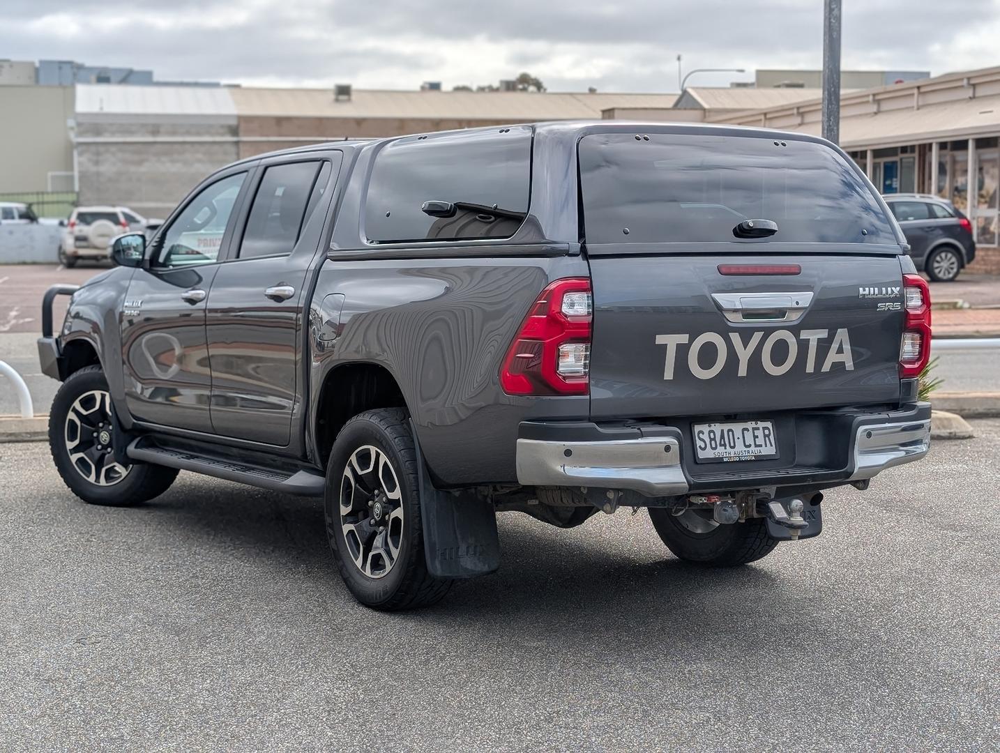 2020 Toyota Hilux SR5 in Silver