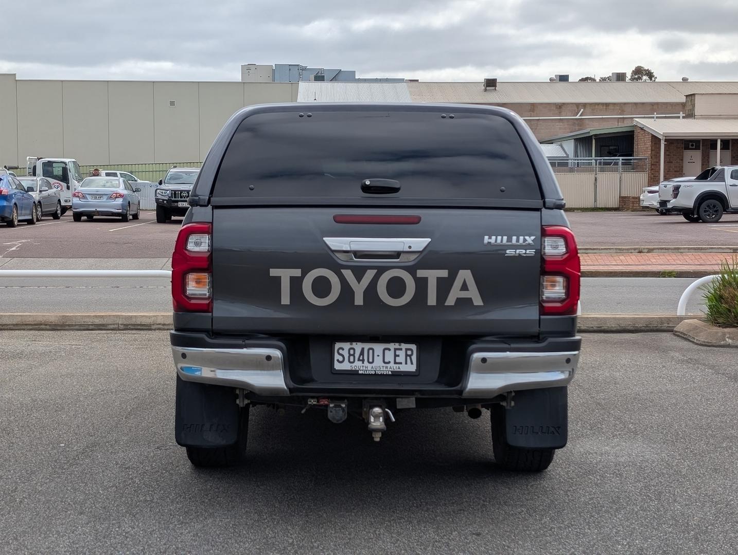 2020 Toyota Hilux SR5 in Silver