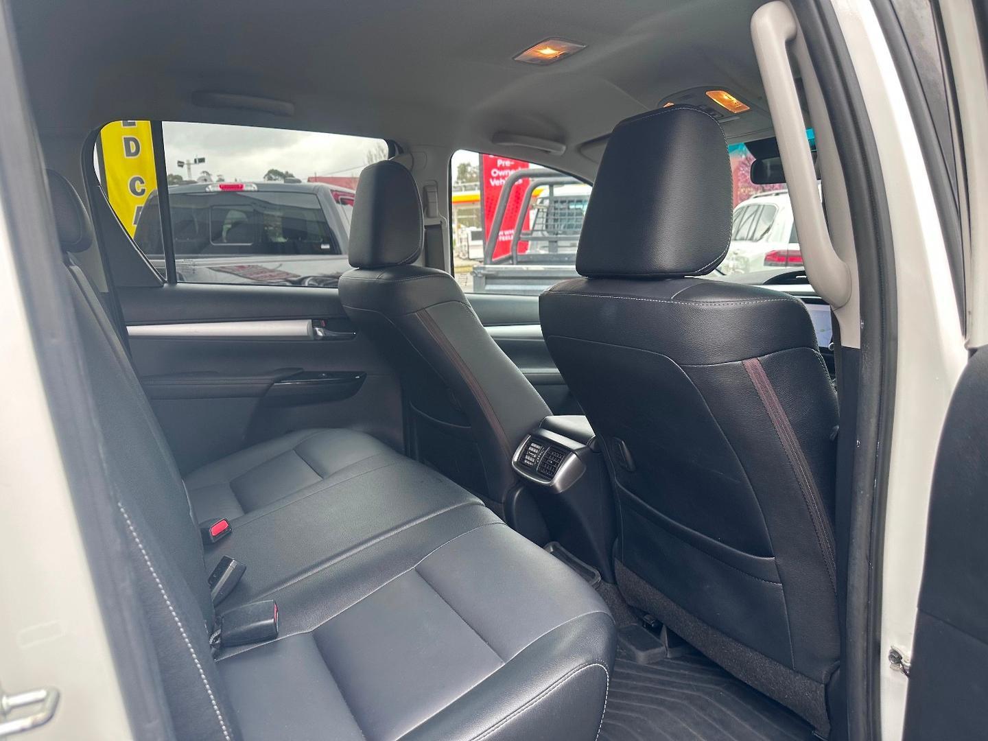 2022 Toyota Hilux SR5 in White