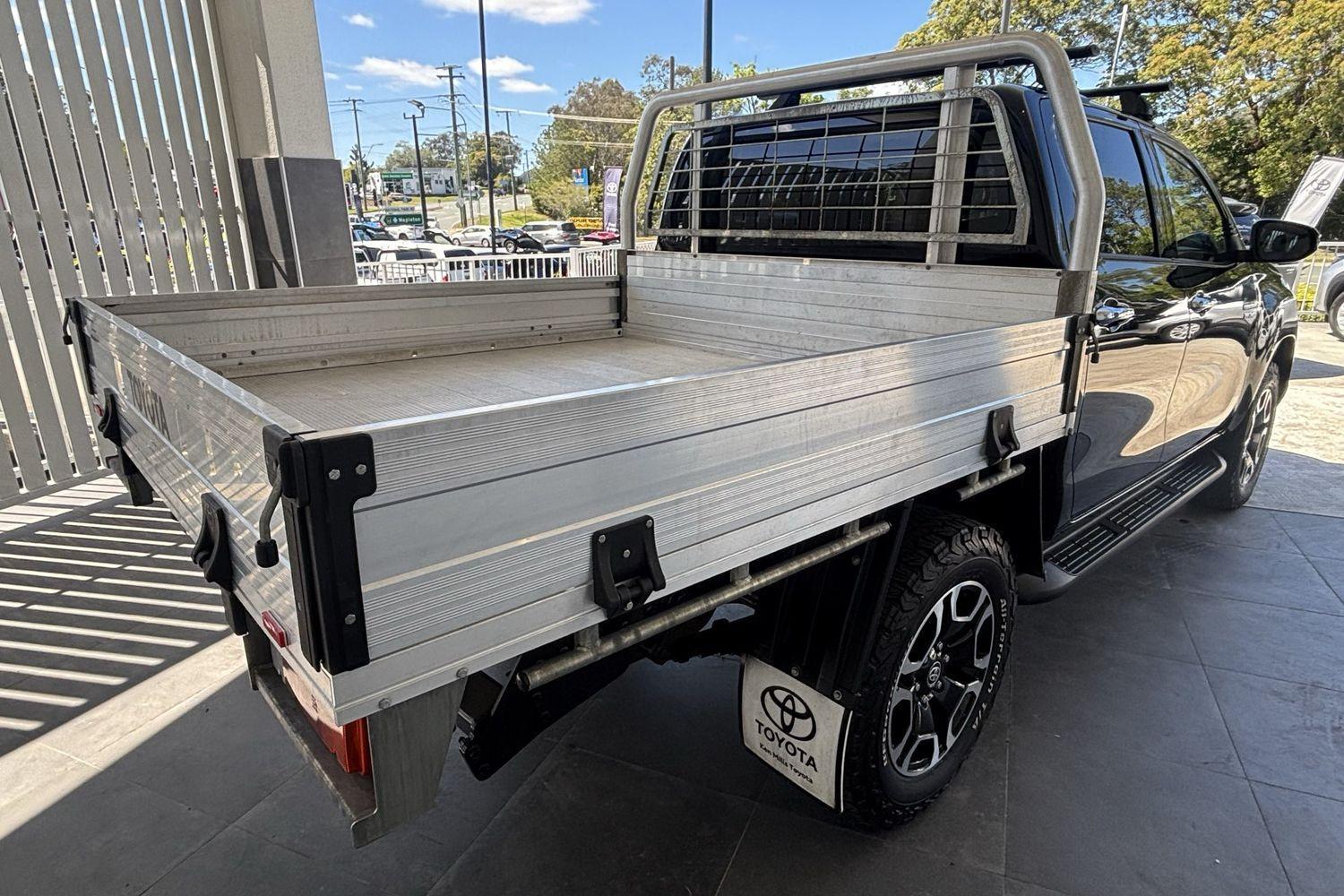 2021 Toyota Hilux SR5 in Black
