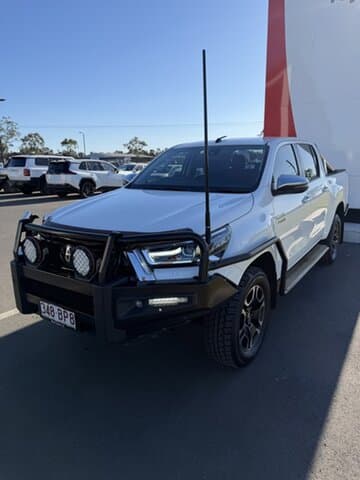 2021 Toyota Hilux SR5 in White
