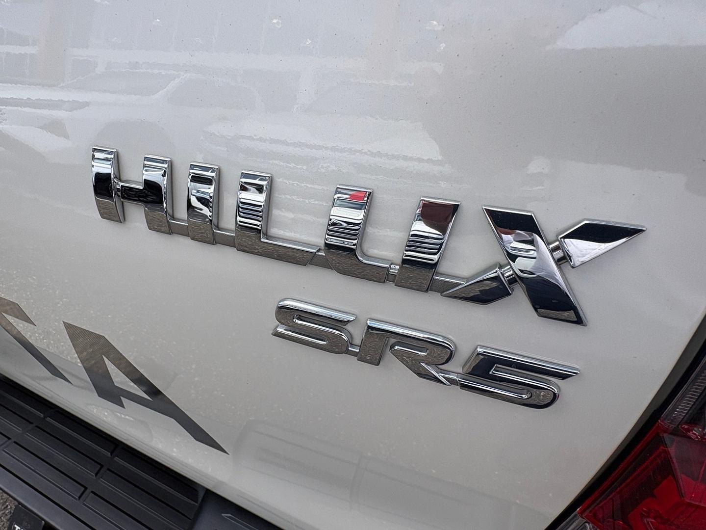 2022 Toyota Hilux SR5 in White