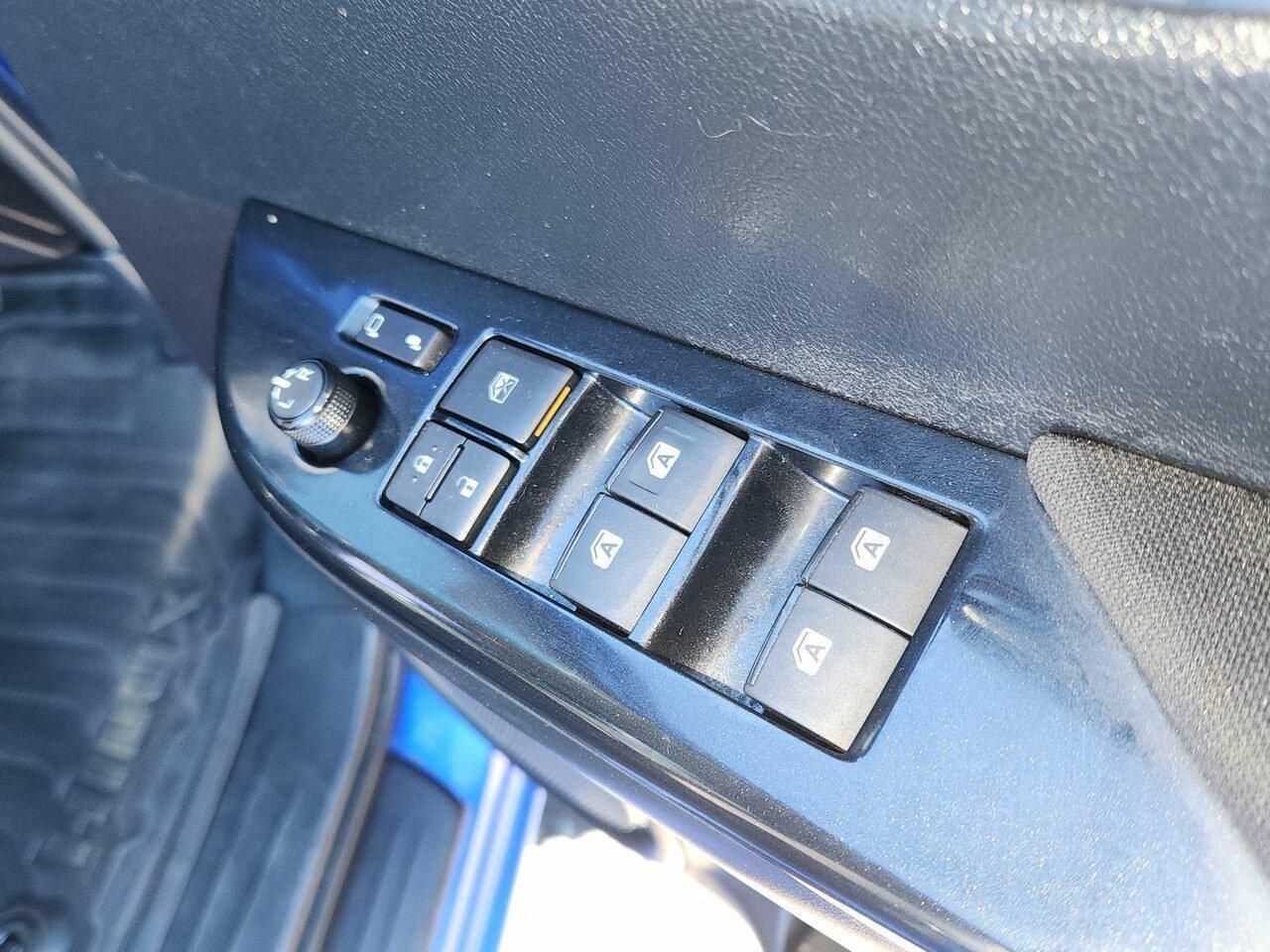2022 Toyota Hilux SR5 in Blue