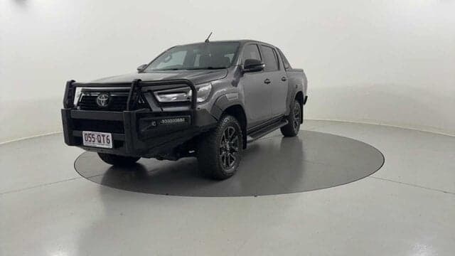 2021 Toyota Hilux Rogue in Silver