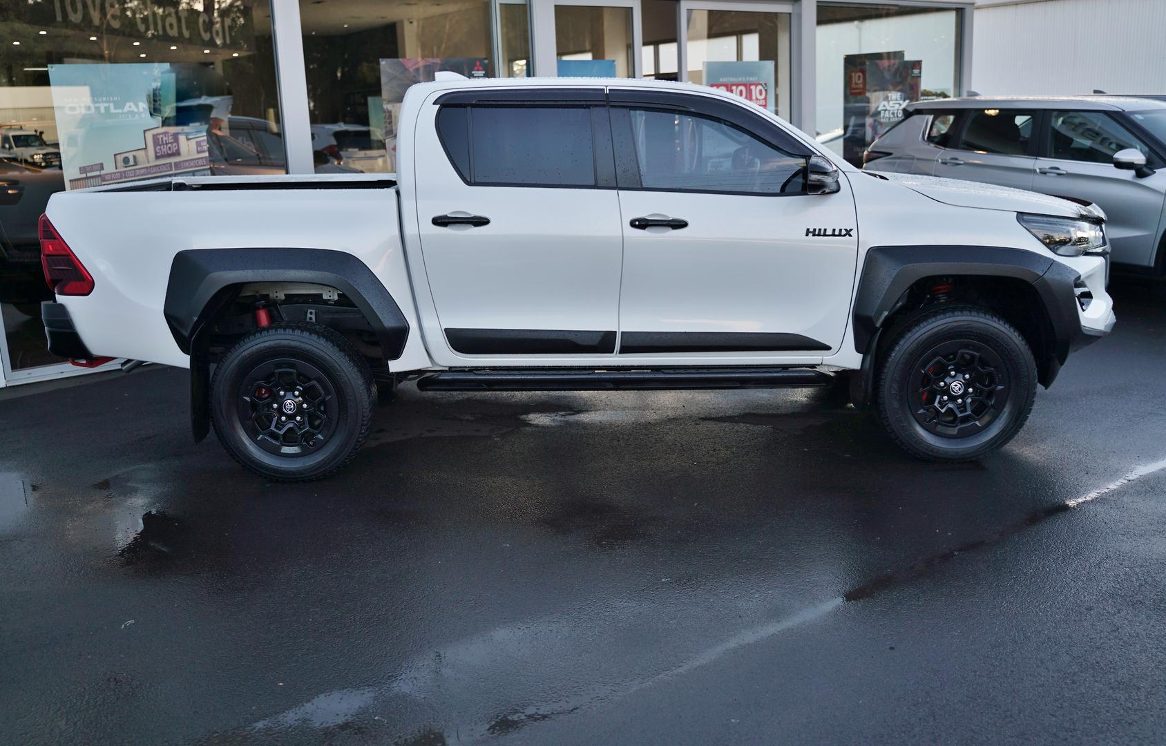 2023 Toyota Hilux GR Sport in White