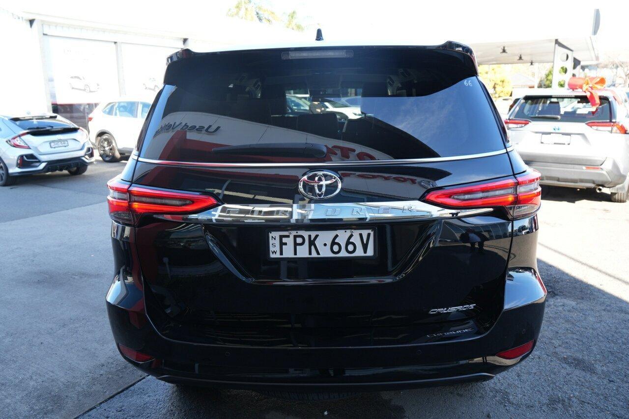 2025 Toyota Fortuner Crusade in Black