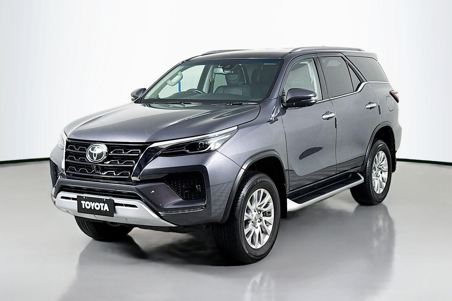 2023 Toyota Fortuner Crusade in Grey