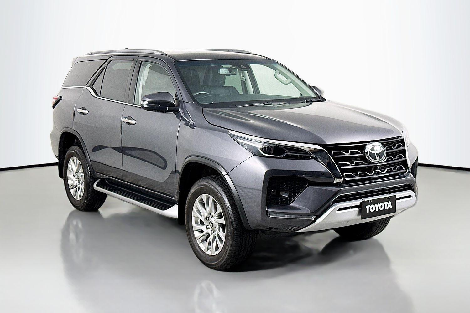 2023 Toyota Fortuner Crusade in Grey