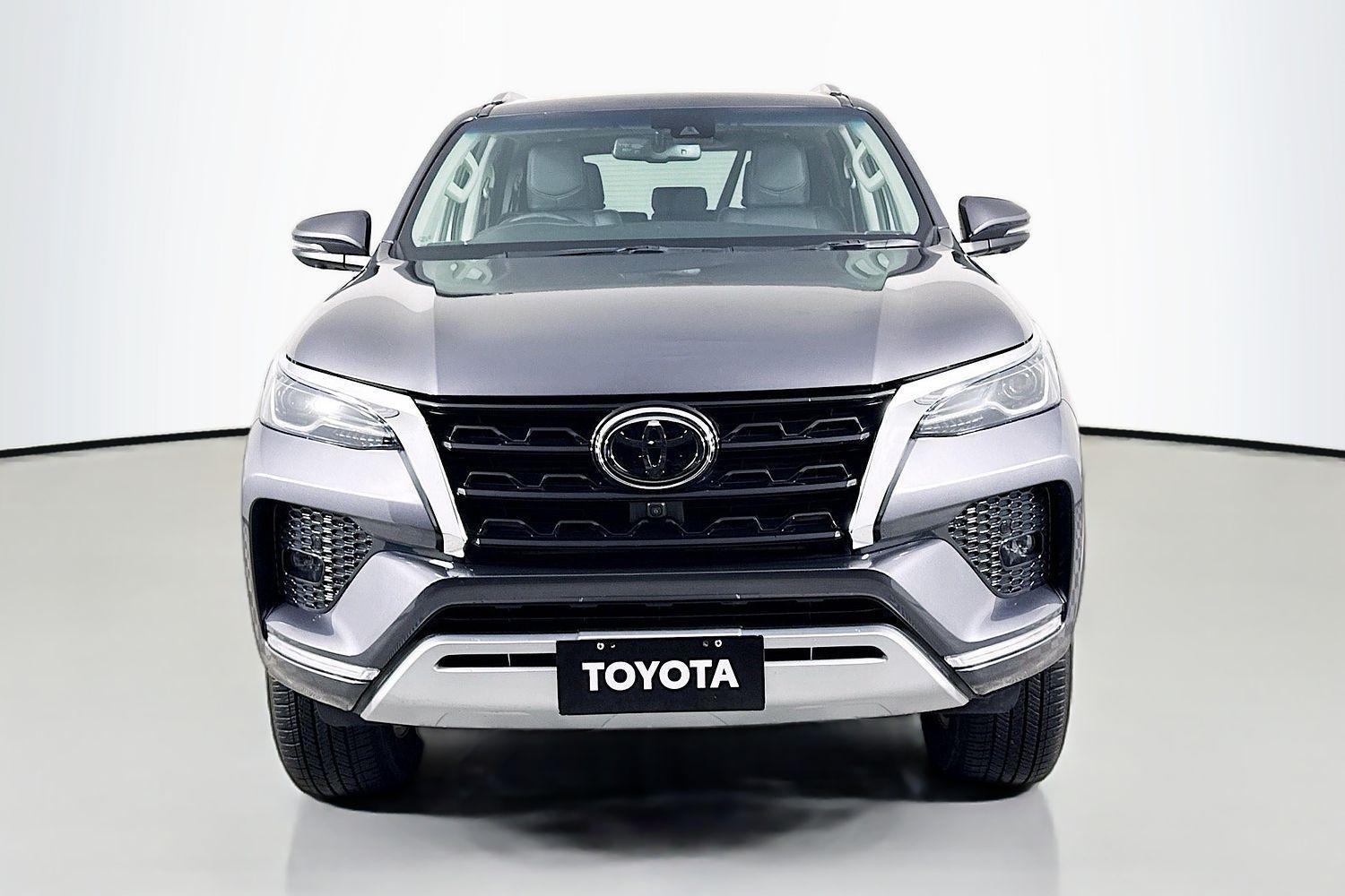 2023 Toyota Fortuner Crusade in Grey