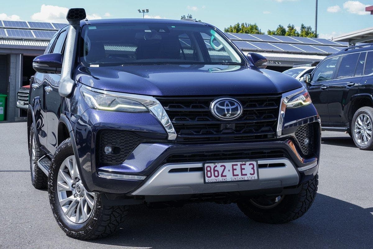2022 Toyota Fortuner Crusade in Blue