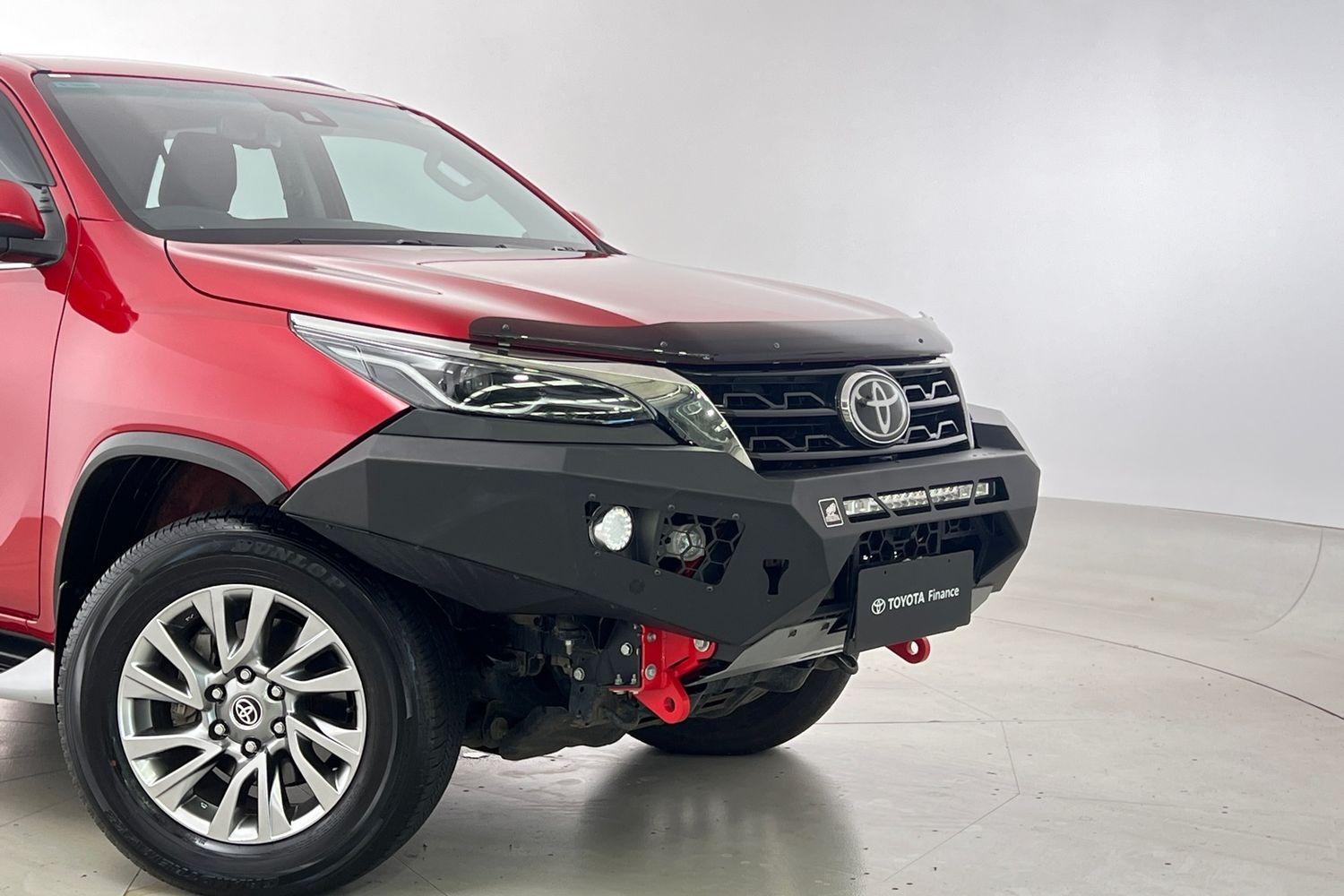 2021 Toyota Fortuner Crusade in Red
