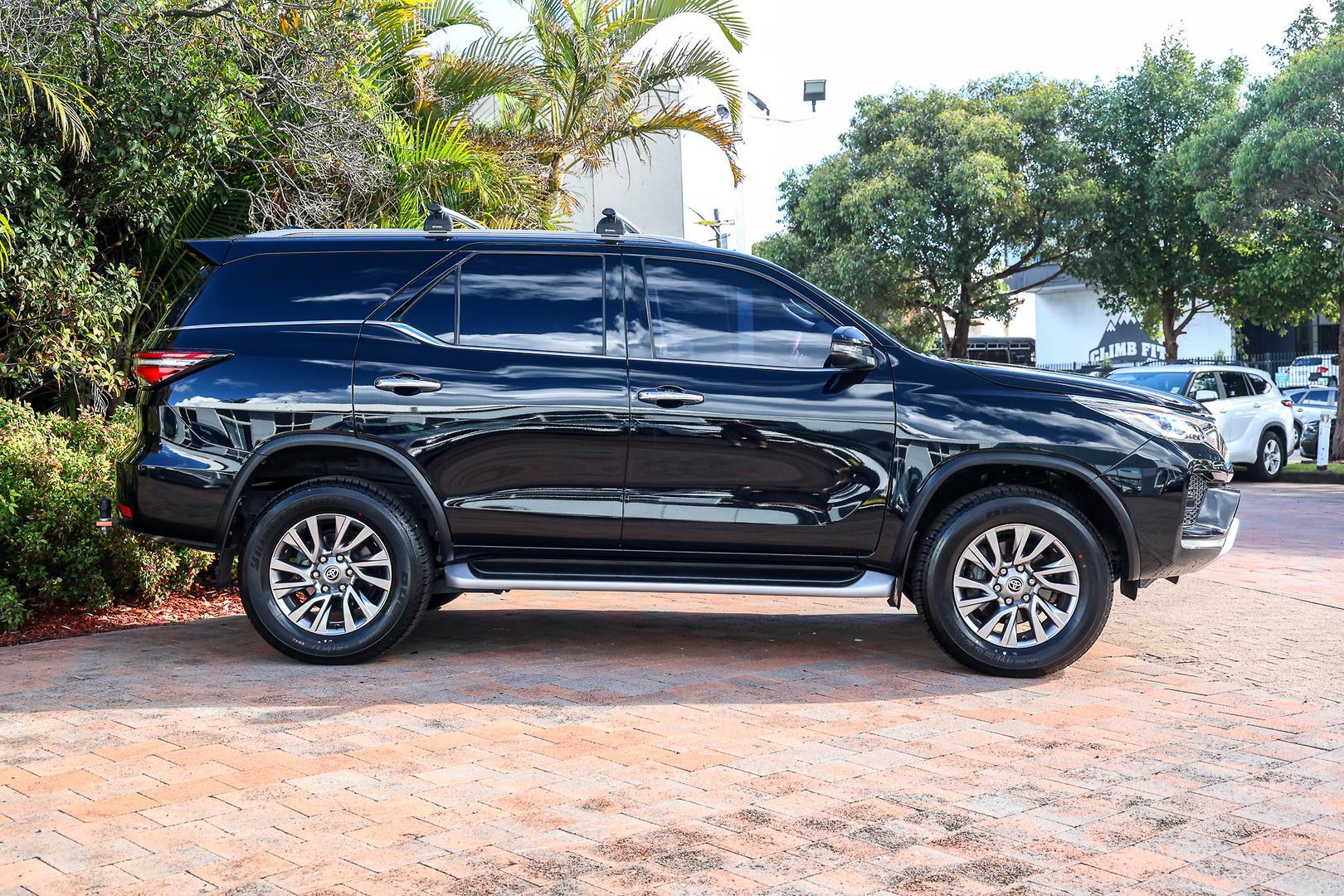 2020 Toyota Fortuner Crusade in Black