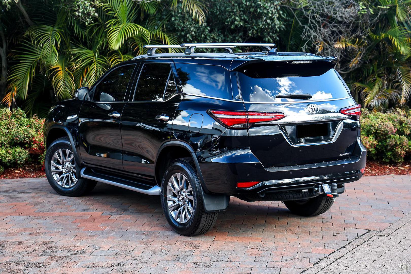 2020 Toyota Fortuner Crusade in Black
