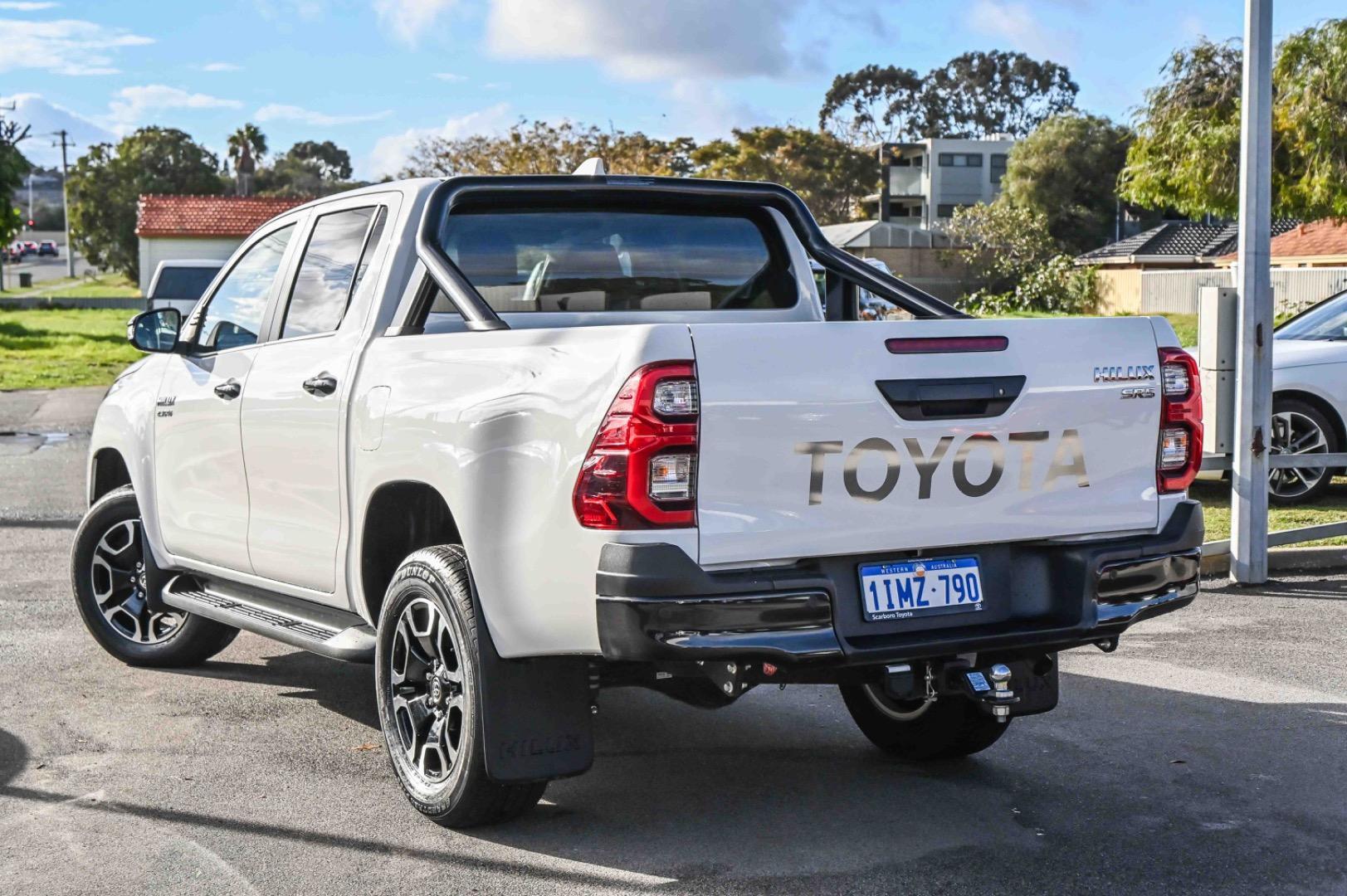 2024 Toyota Hilux SR5 in White