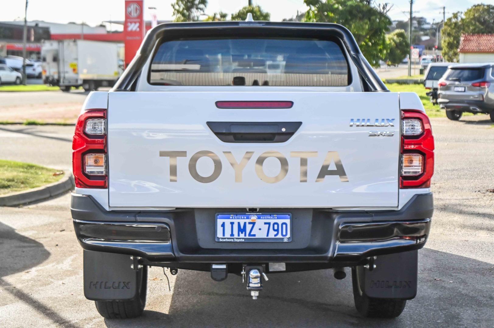 2024 Toyota Hilux SR5 in White