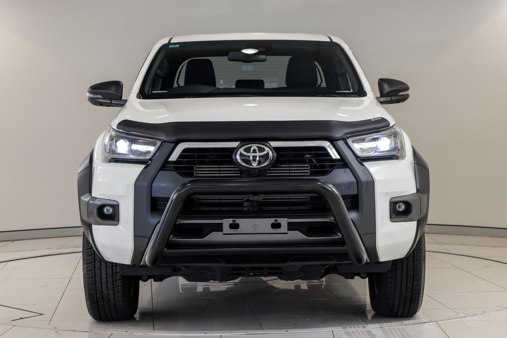 2025 Toyota Hilux Rogue in White