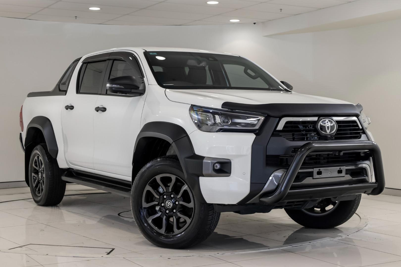 2025 Toyota Hilux Rogue in White