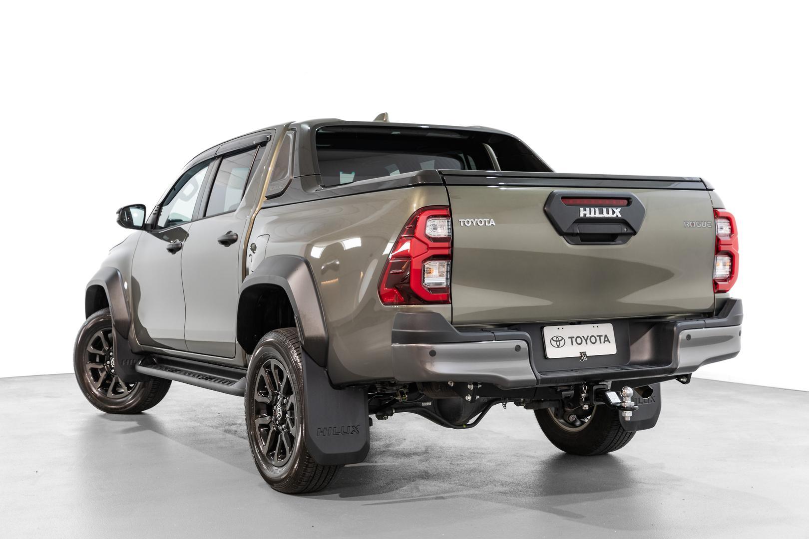 2025 Toyota Hilux Rogue in Brown