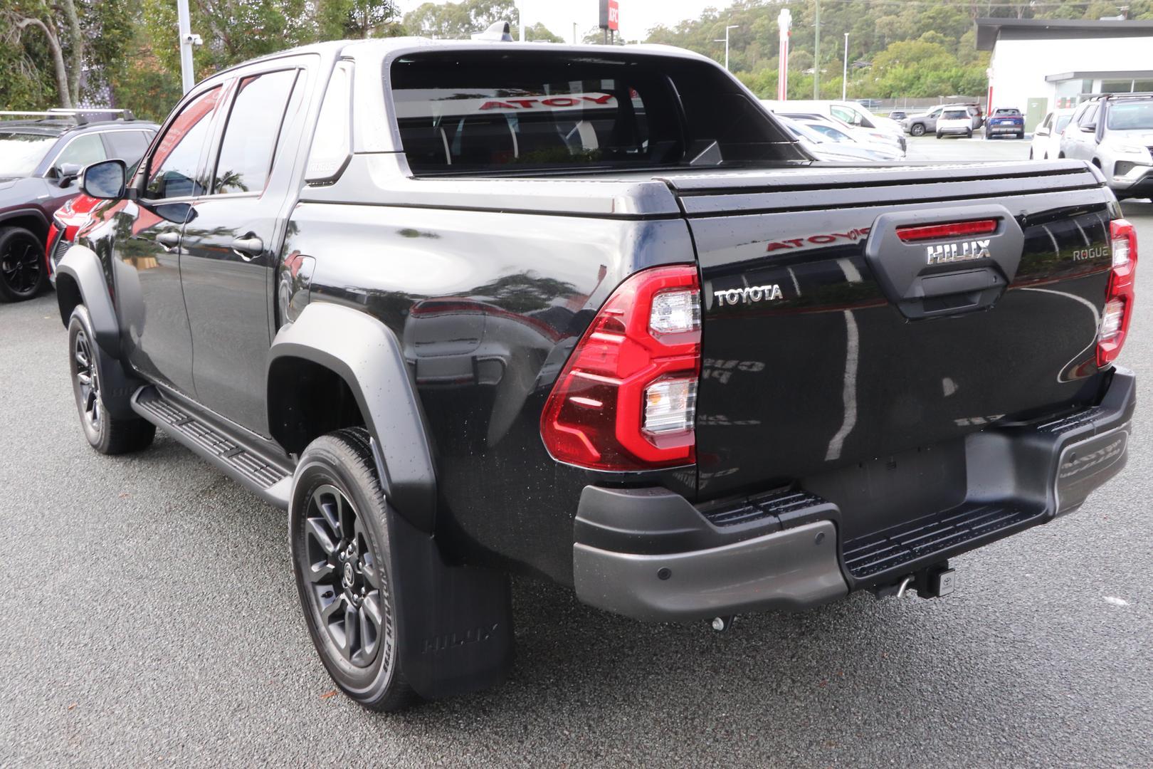 2025 Toyota Hilux Rogue in Black