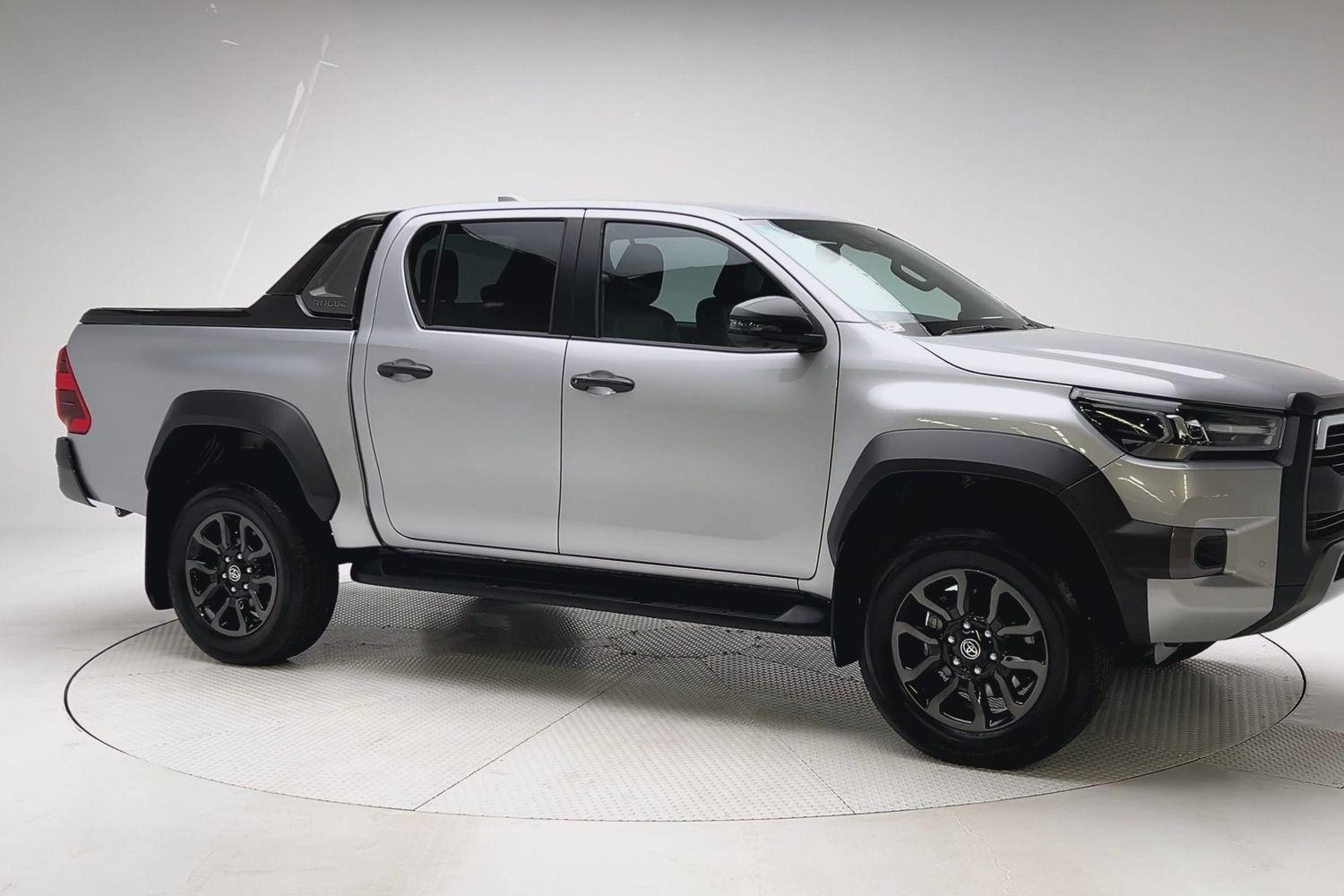 2025 Toyota Hilux Rogue in Silver