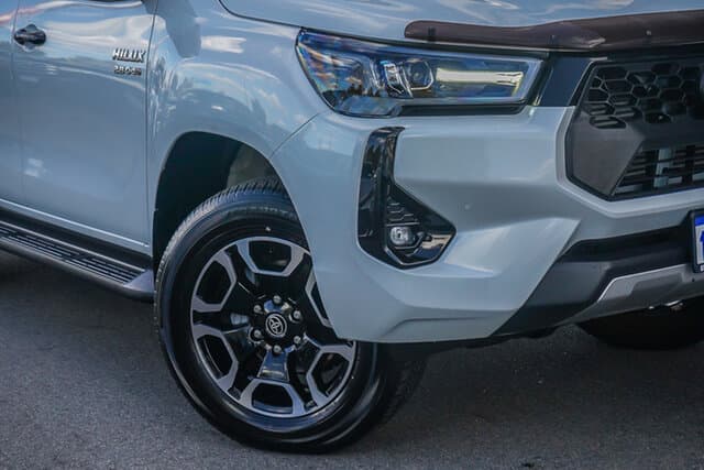 2024 Toyota Hilux SR5 in White
