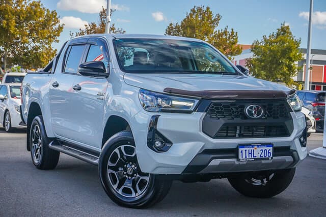 2024 Toyota Hilux SR5 in White