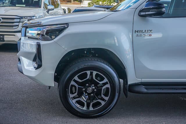 2024 Toyota Hilux SR5 in White