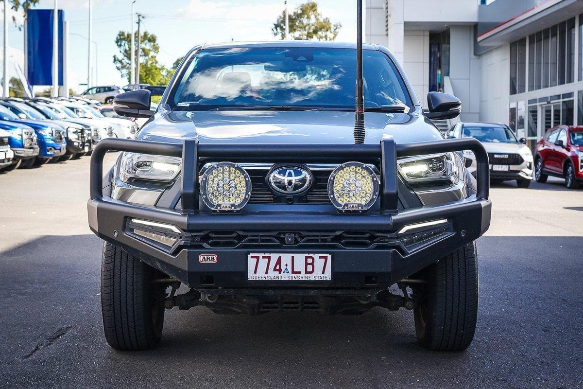 2024 Toyota Hilux Rogue in Brown