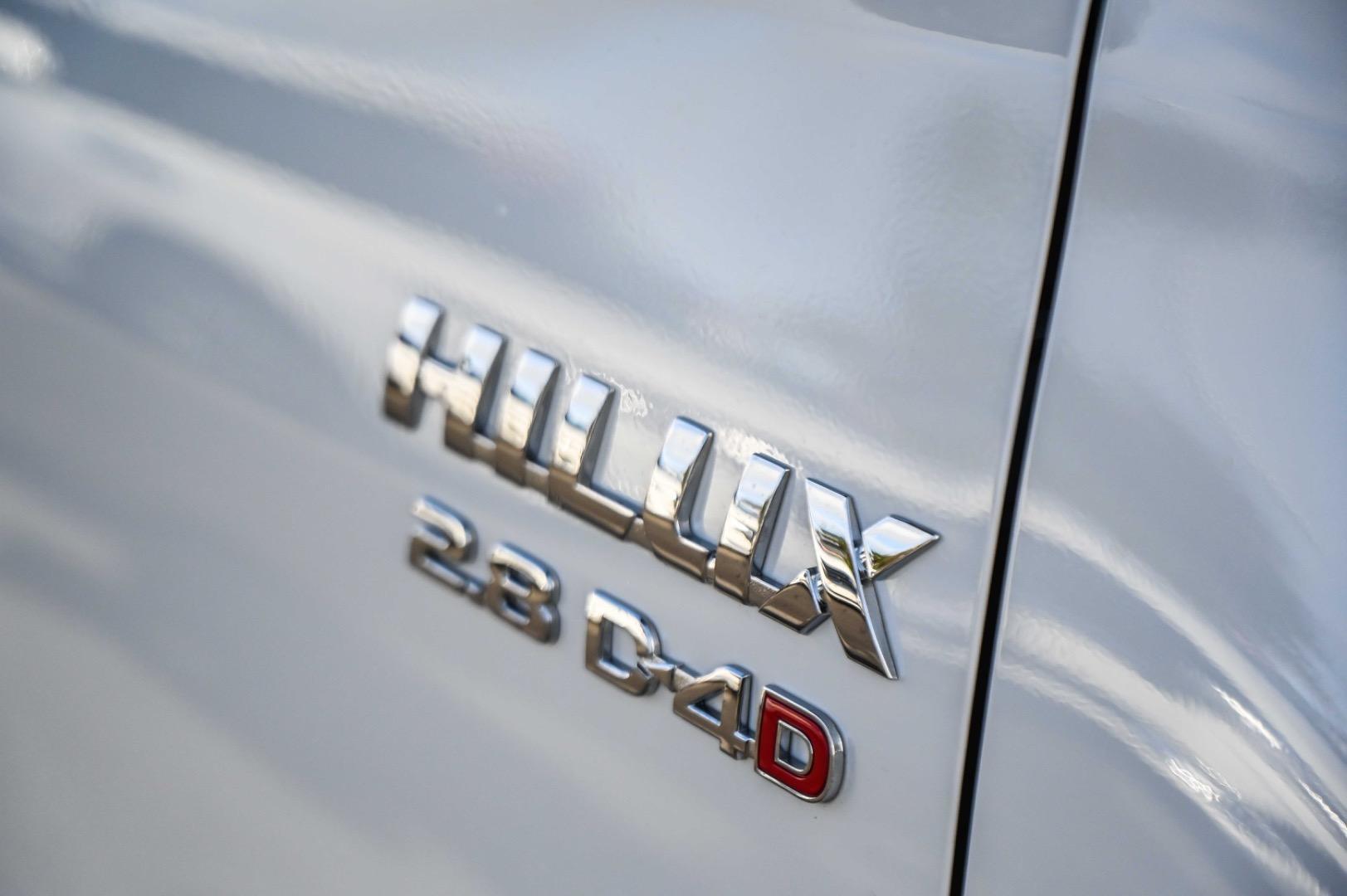 2024 Toyota Hilux SR5 in White