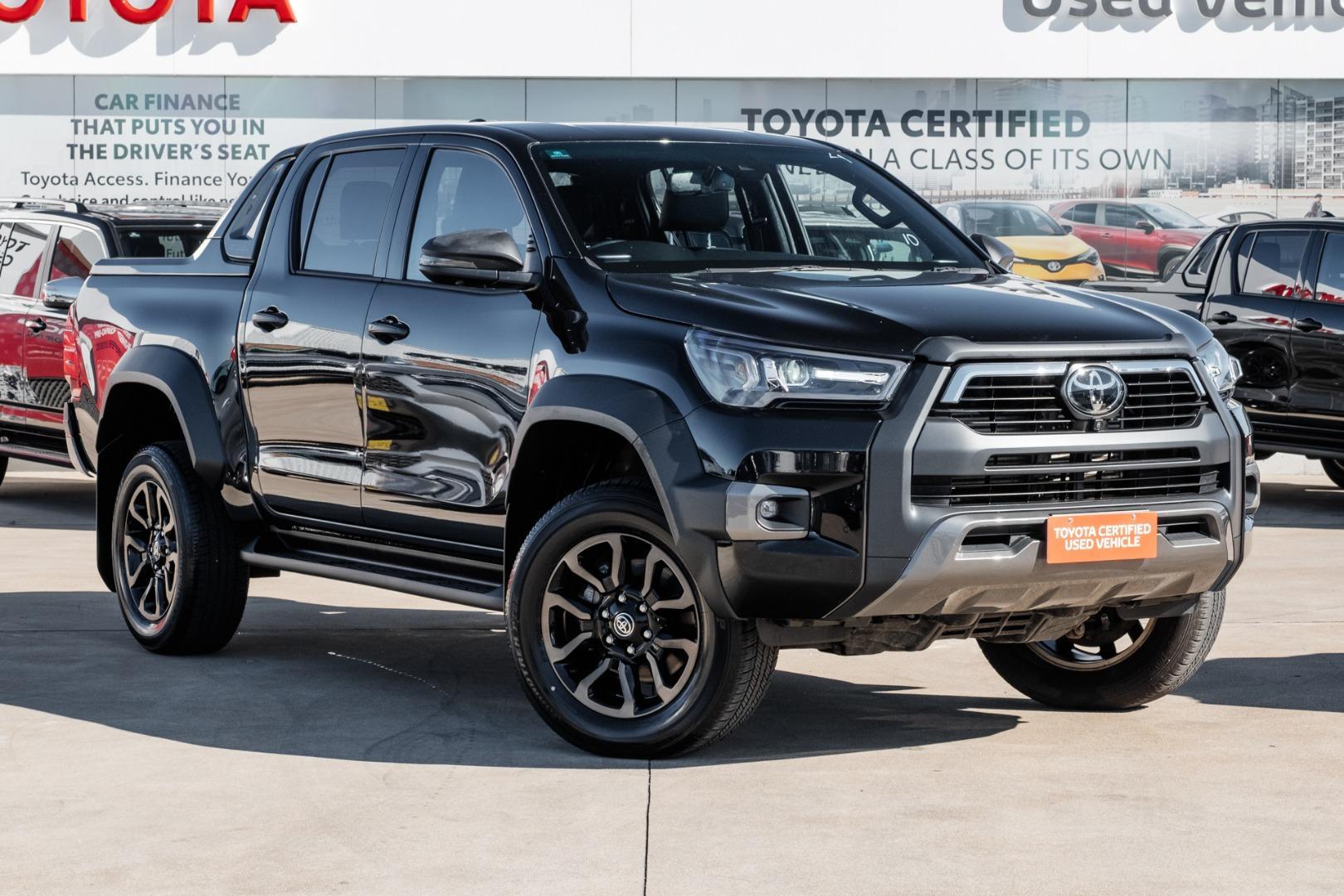 2025 Toyota Hilux Rogue in Black