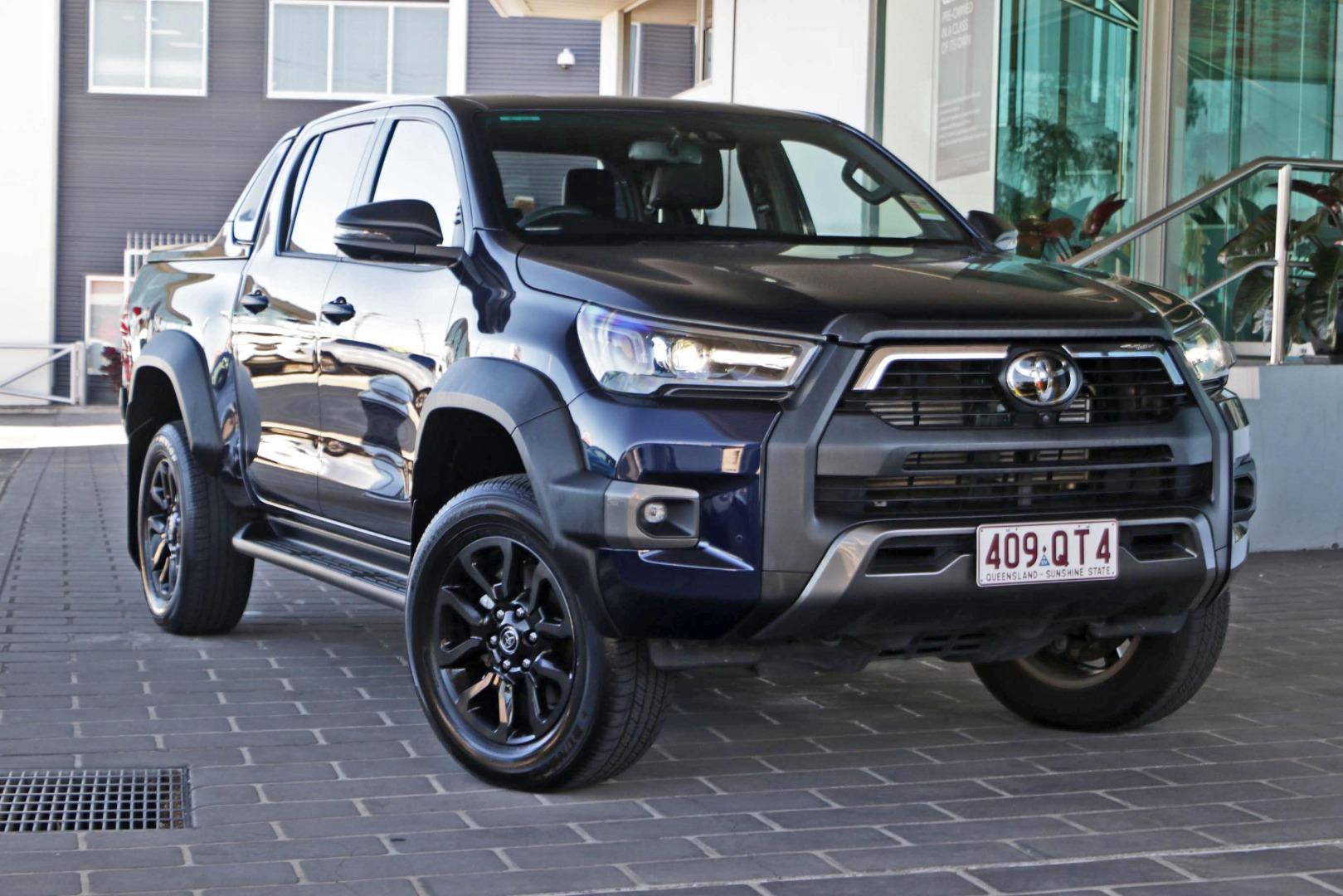 2025 Toyota Hilux Rogue in Blue
