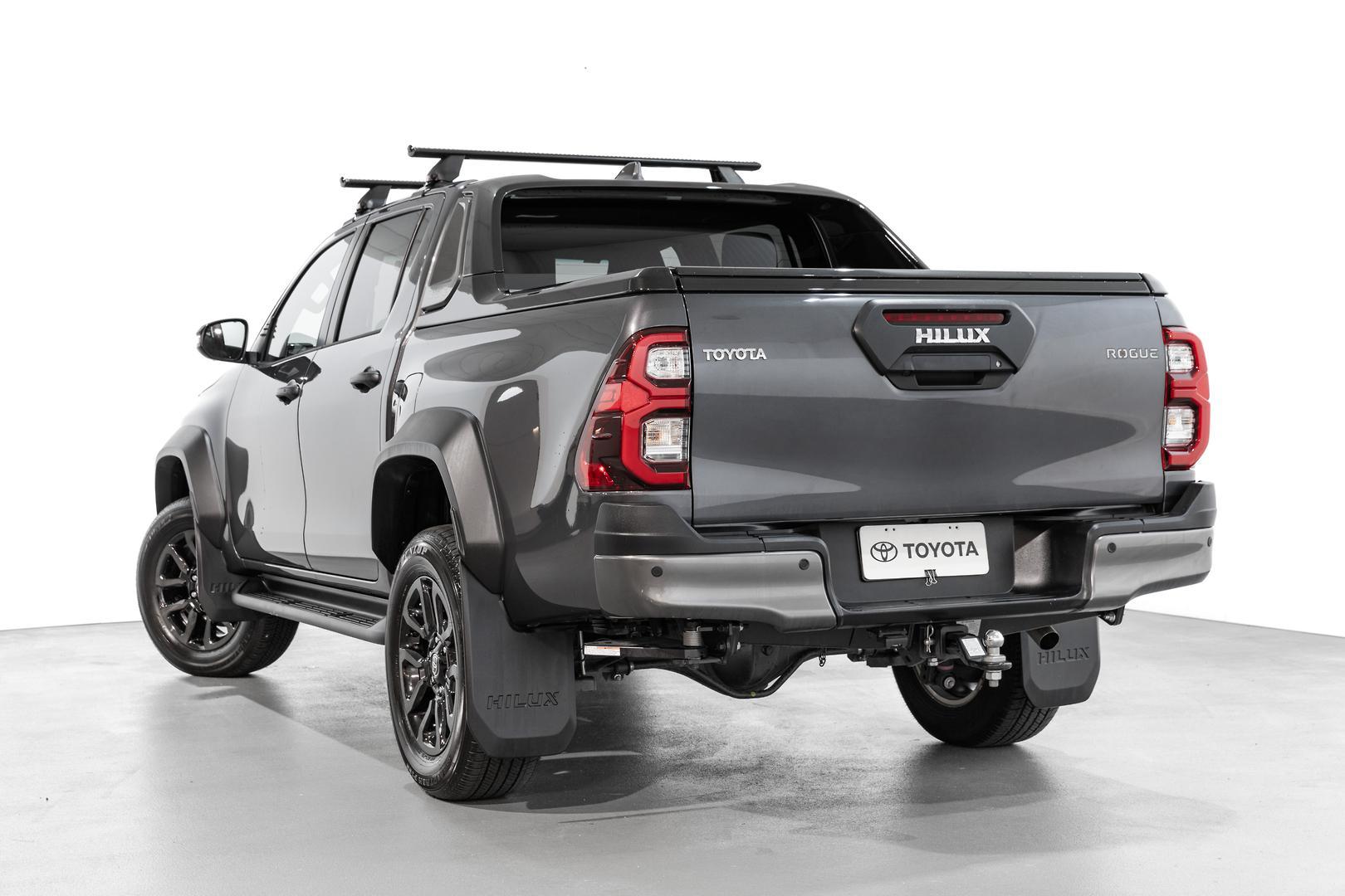 2025 Toyota Hilux Rogue in Silver