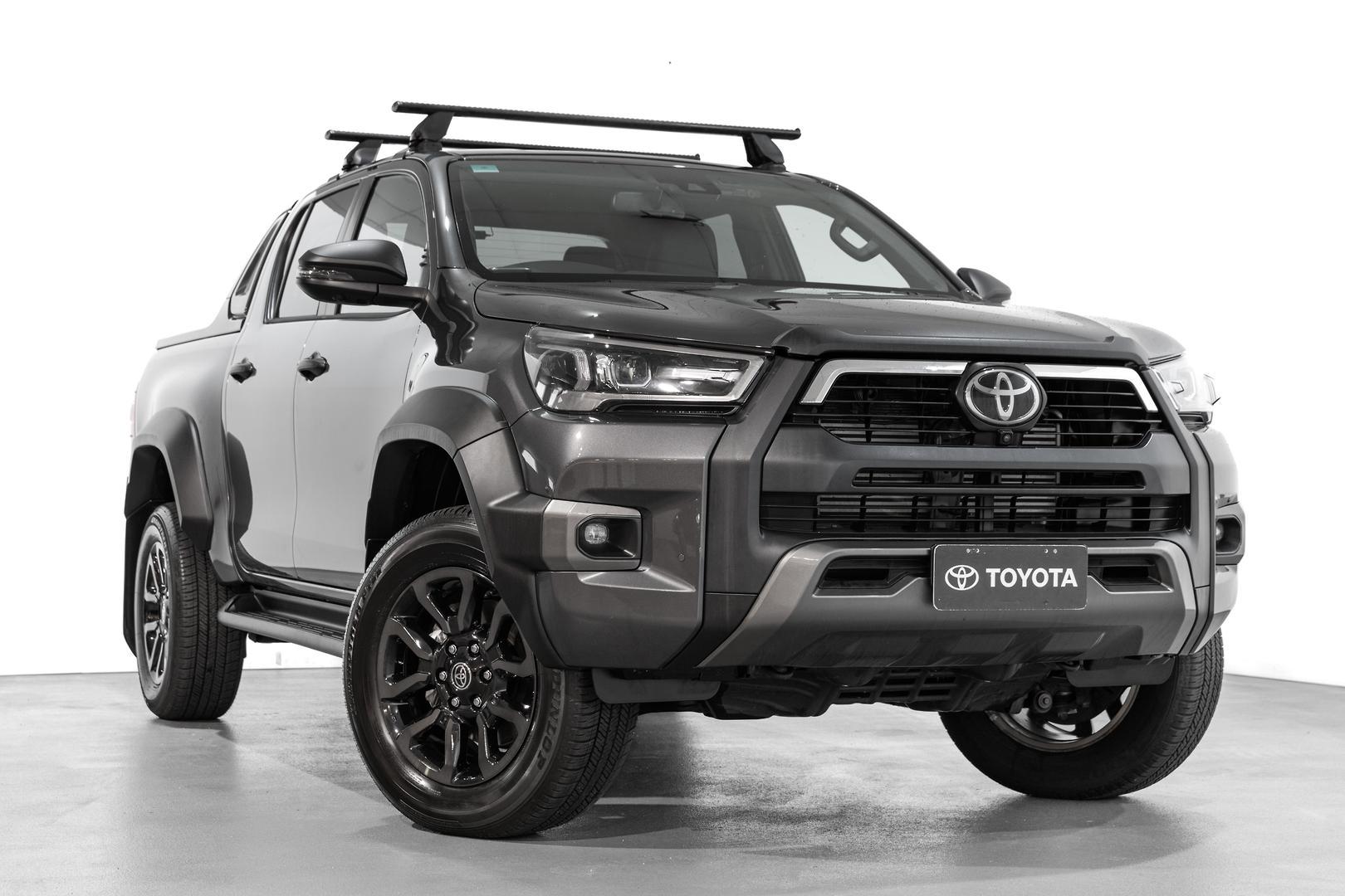 2025 Toyota Hilux Rogue in Silver