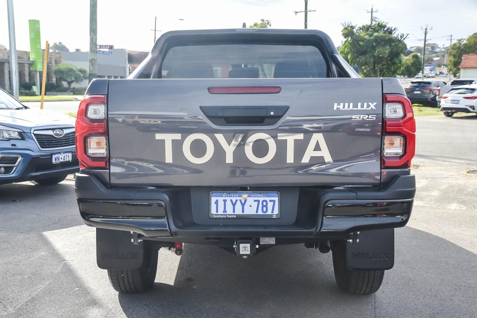 2024 Toyota Hilux SR5 in Silver