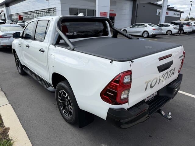 2024 Toyota Hilux SR5 in White