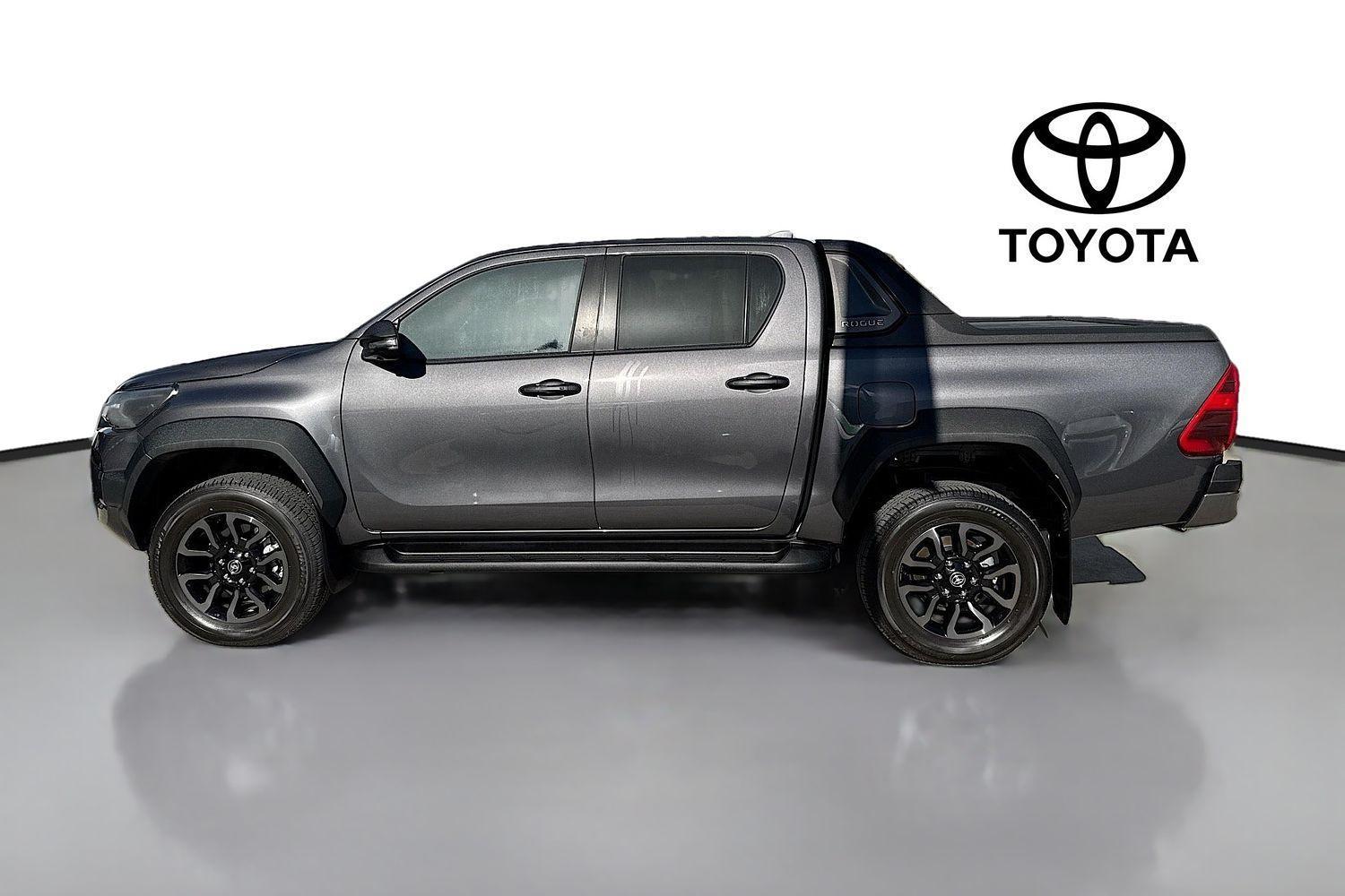 2025 Toyota Hilux Rogue in Silver
