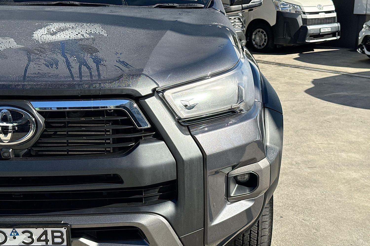 2025 Toyota Hilux Rogue in Silver