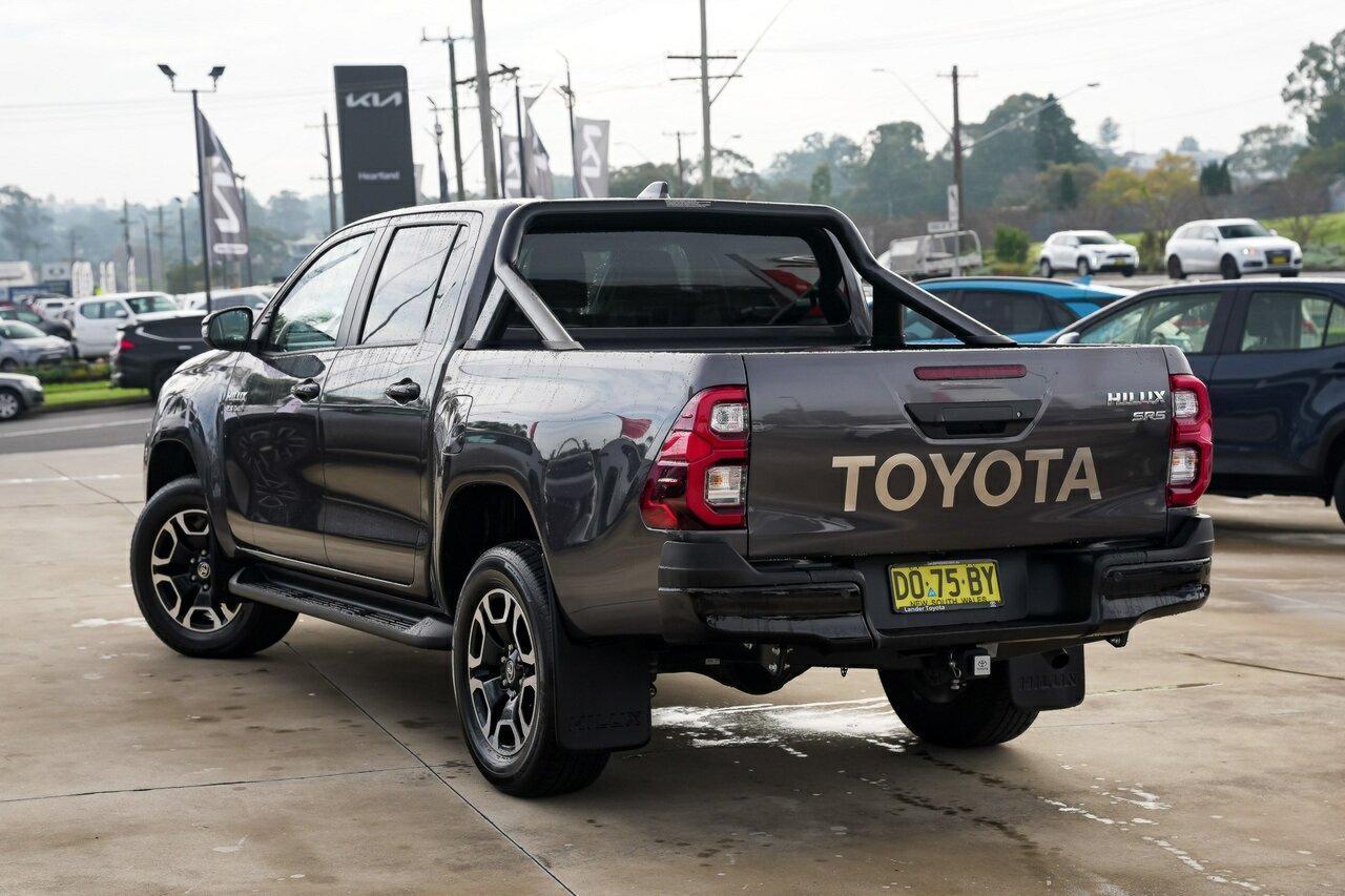 2025 Toyota Hilux SR5 in Silver