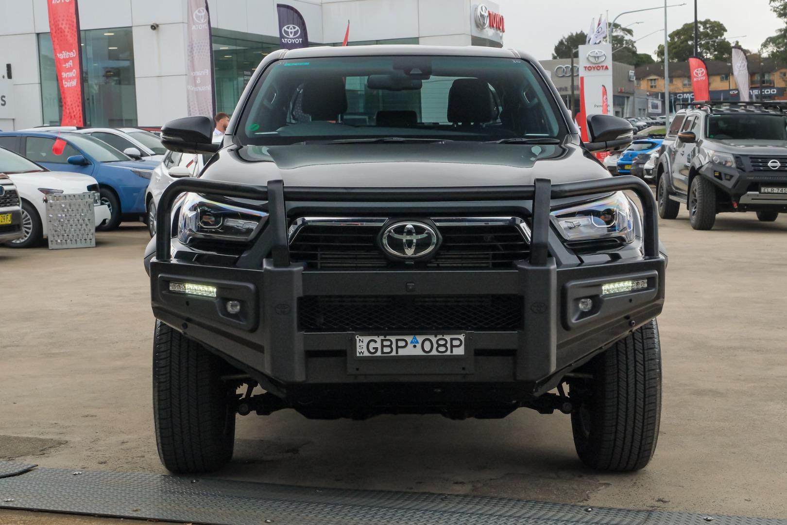 2025 Toyota Hilux Rogue in Black