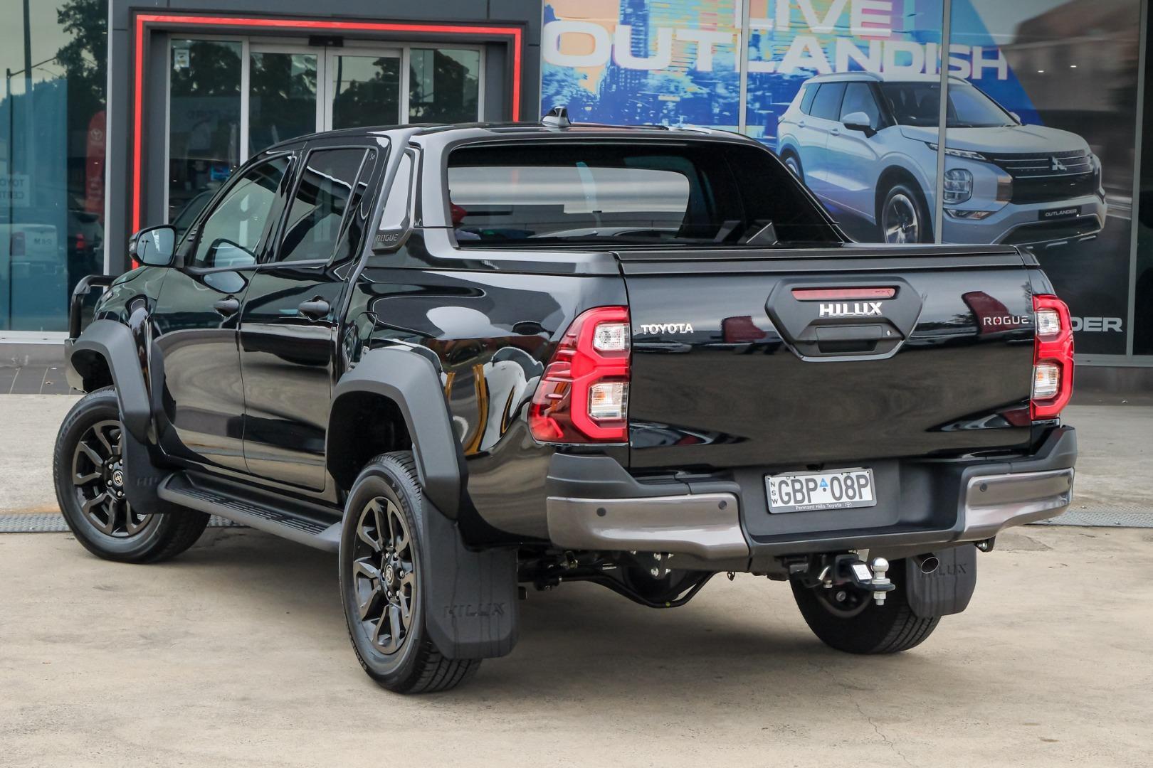 2025 Toyota Hilux Rogue in Black