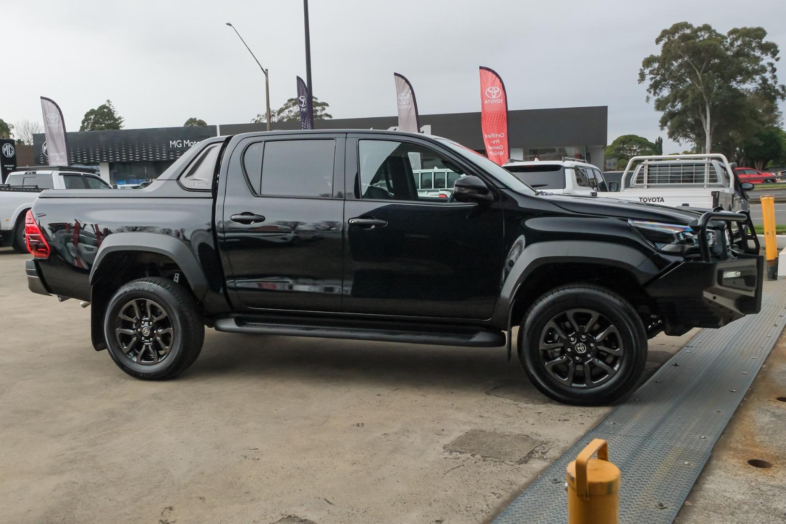 2025 Toyota Hilux Rogue in Black
