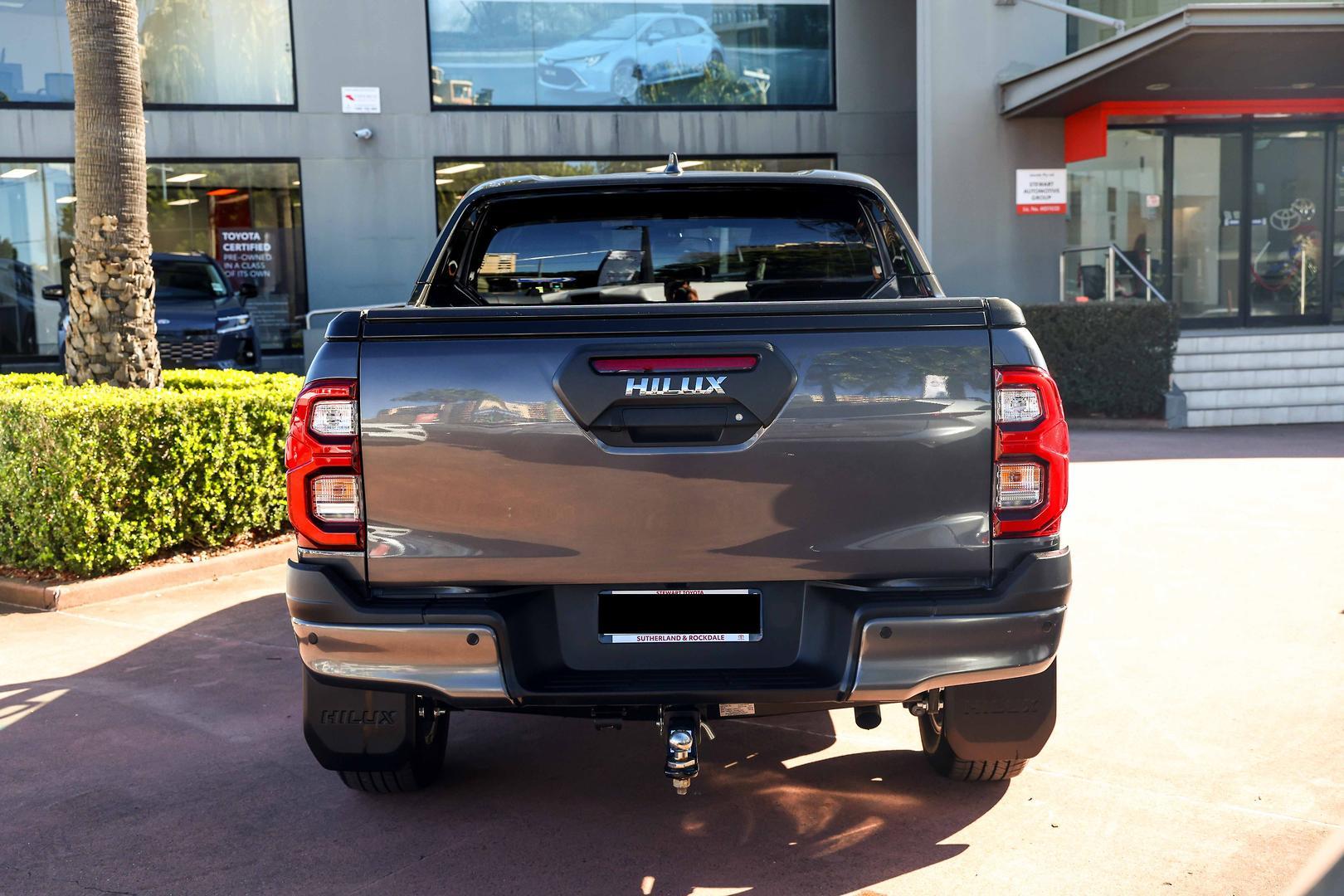 2024 Toyota Hilux Rogue in Silver