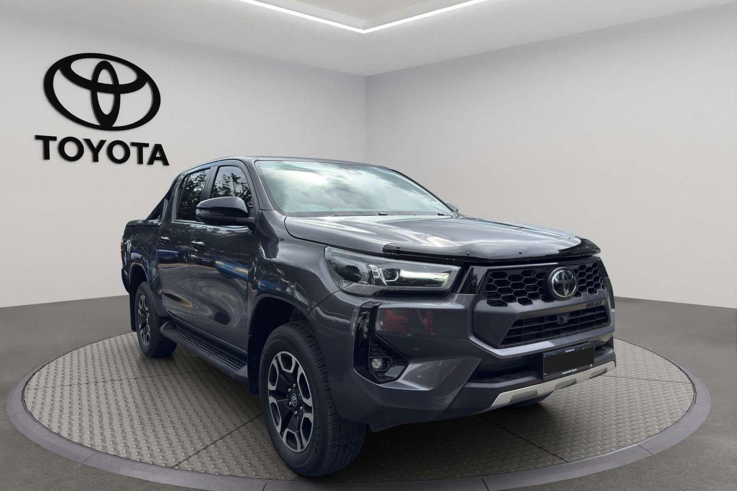 2024 Toyota Hilux SR5 in Silver